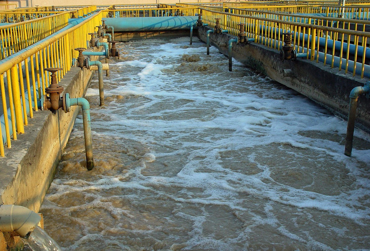 (圖:南輝陽(yáng)離子污水處理消泡劑應(yīng)用)